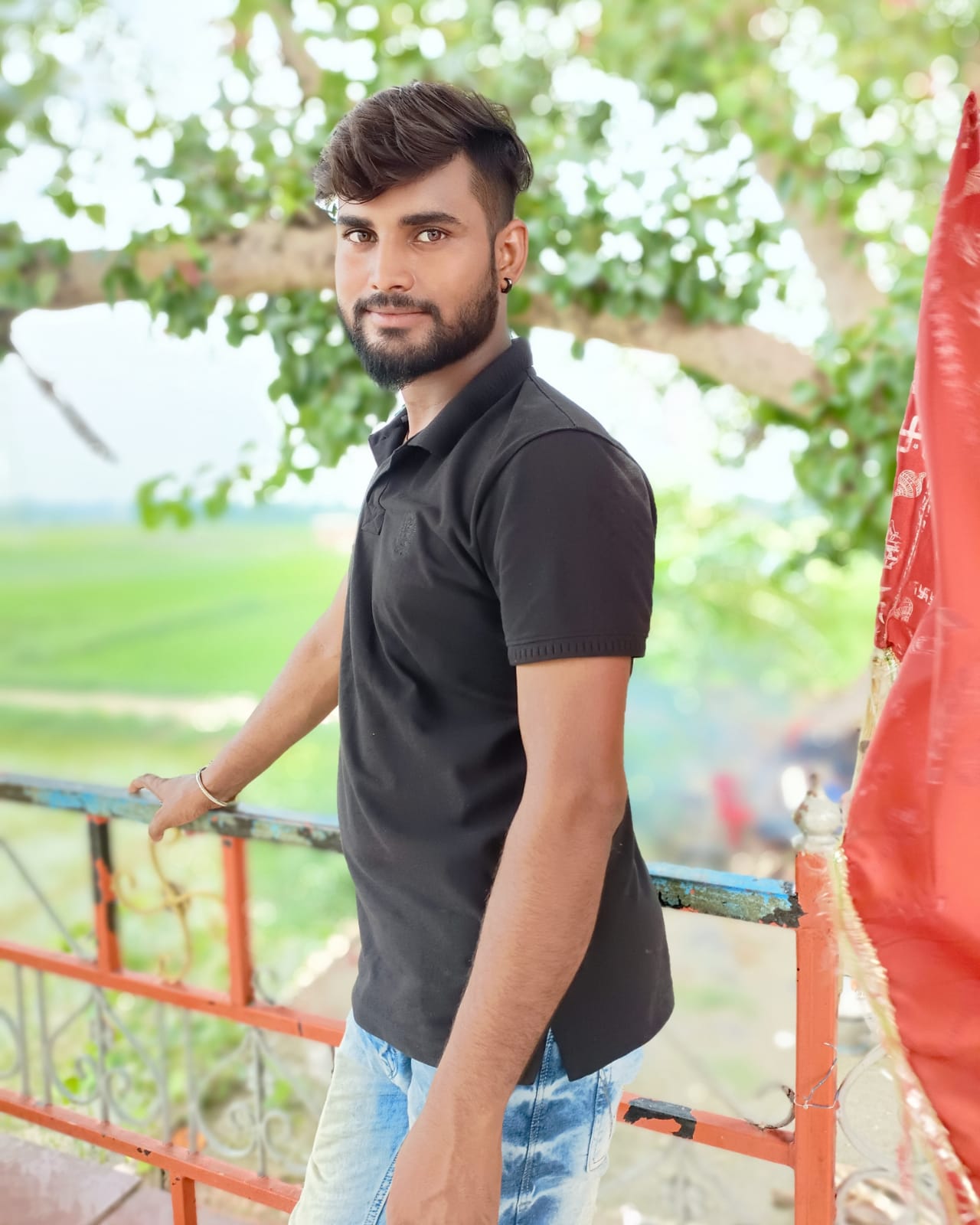 Shubham Vishvakarma – Founder & Owner, Radheshyam Steel Works, Baraipar UP